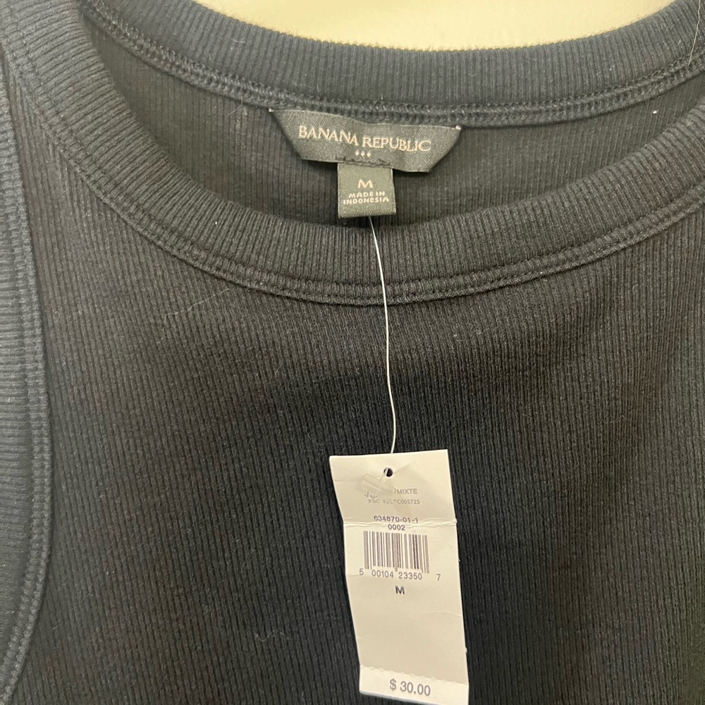 Banana Republic black crop tank top